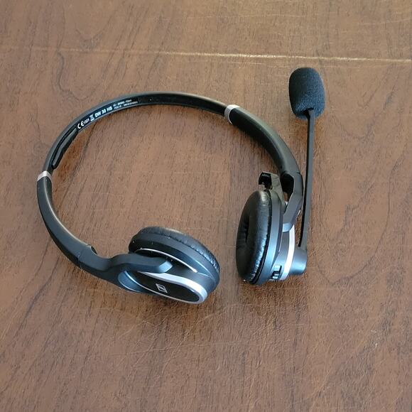 Sennheiser DW BS-US Pro 2 Charging Base with Power Adapter - Picture 12 of 14